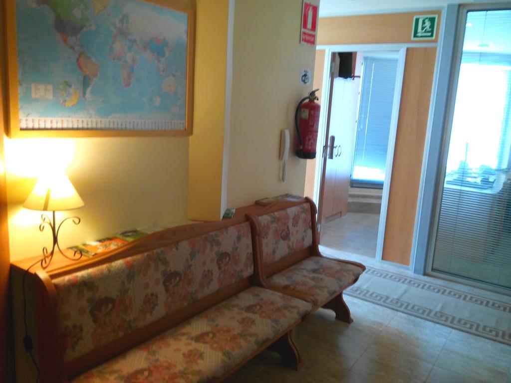 Hostal Sant Sadurni Sant Sadurni d'Anoia Luaran gambar