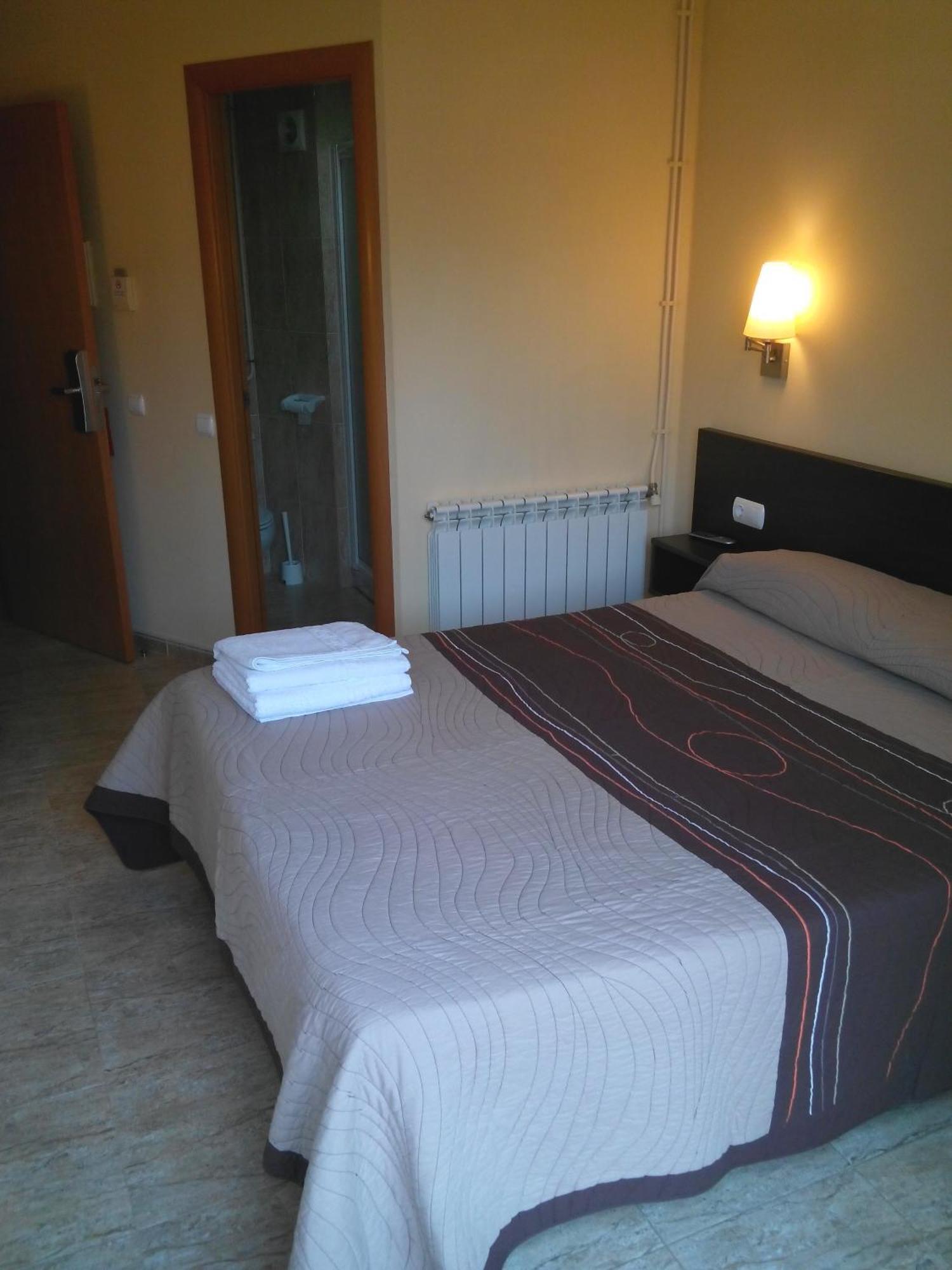 Hostal Sant Sadurni Sant Sadurni d'Anoia Bilik gambar