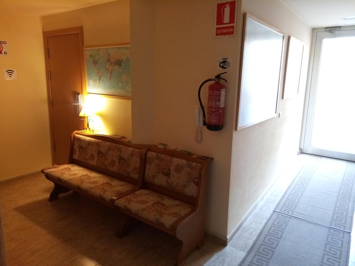 Hostal Sant Sadurni Sant Sadurni d'Anoia Luaran gambar
